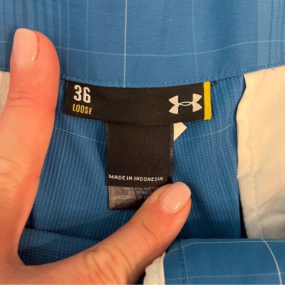 Under Armour Men's Blue Checkered Shorts size 36 - Picture 2 of 7